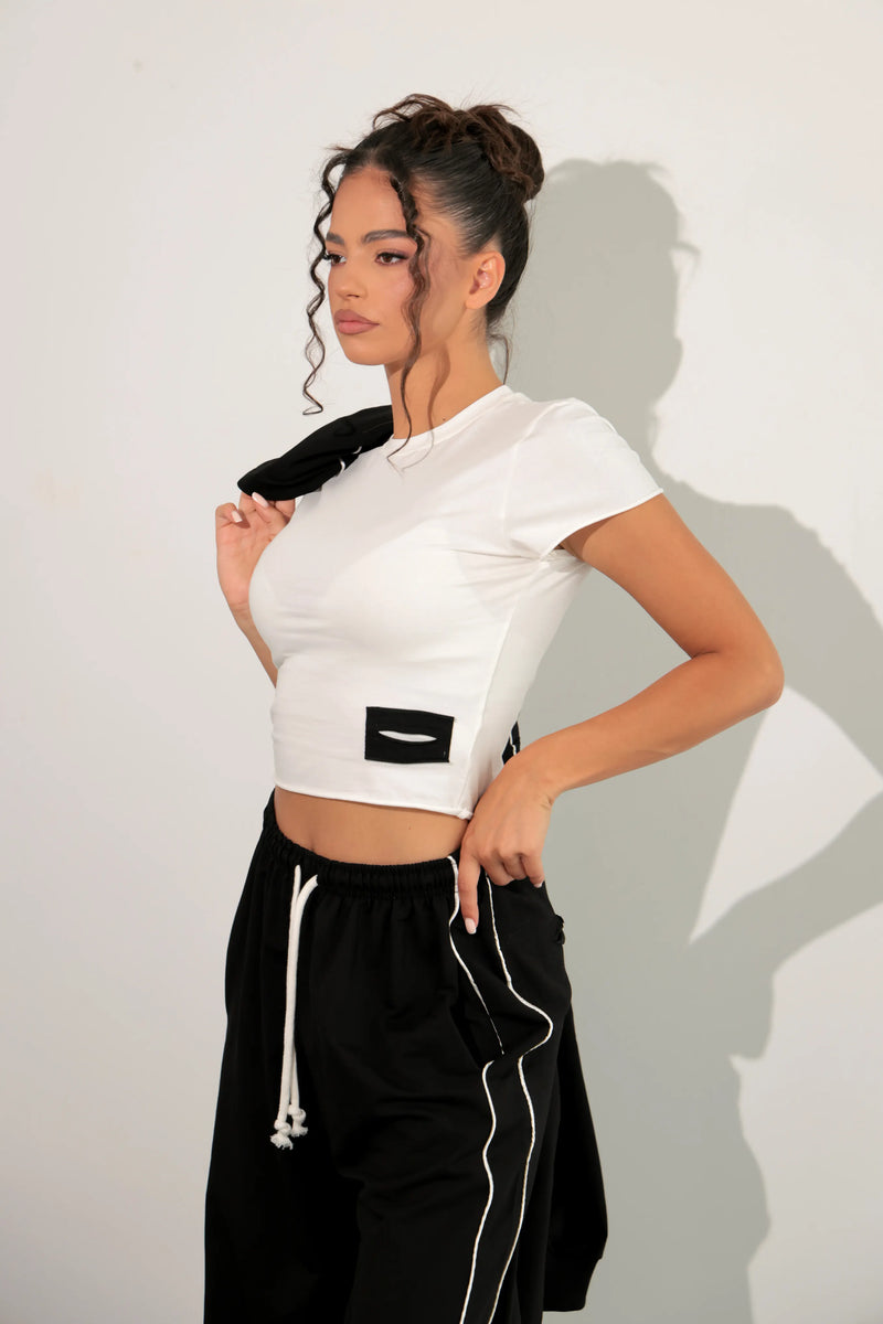 KARMA crop top / Jet Black