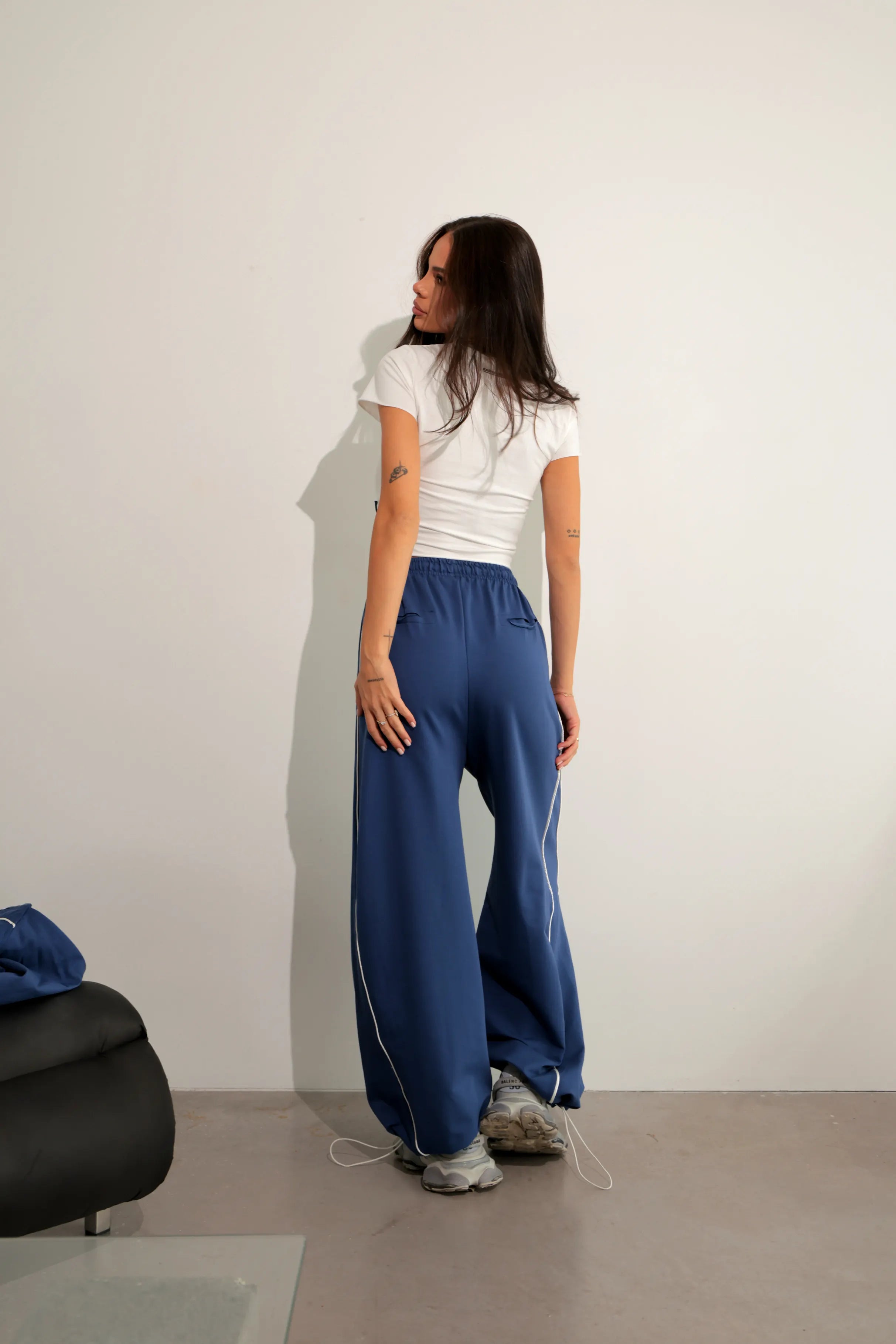 Set Boundaries / Navy Blue