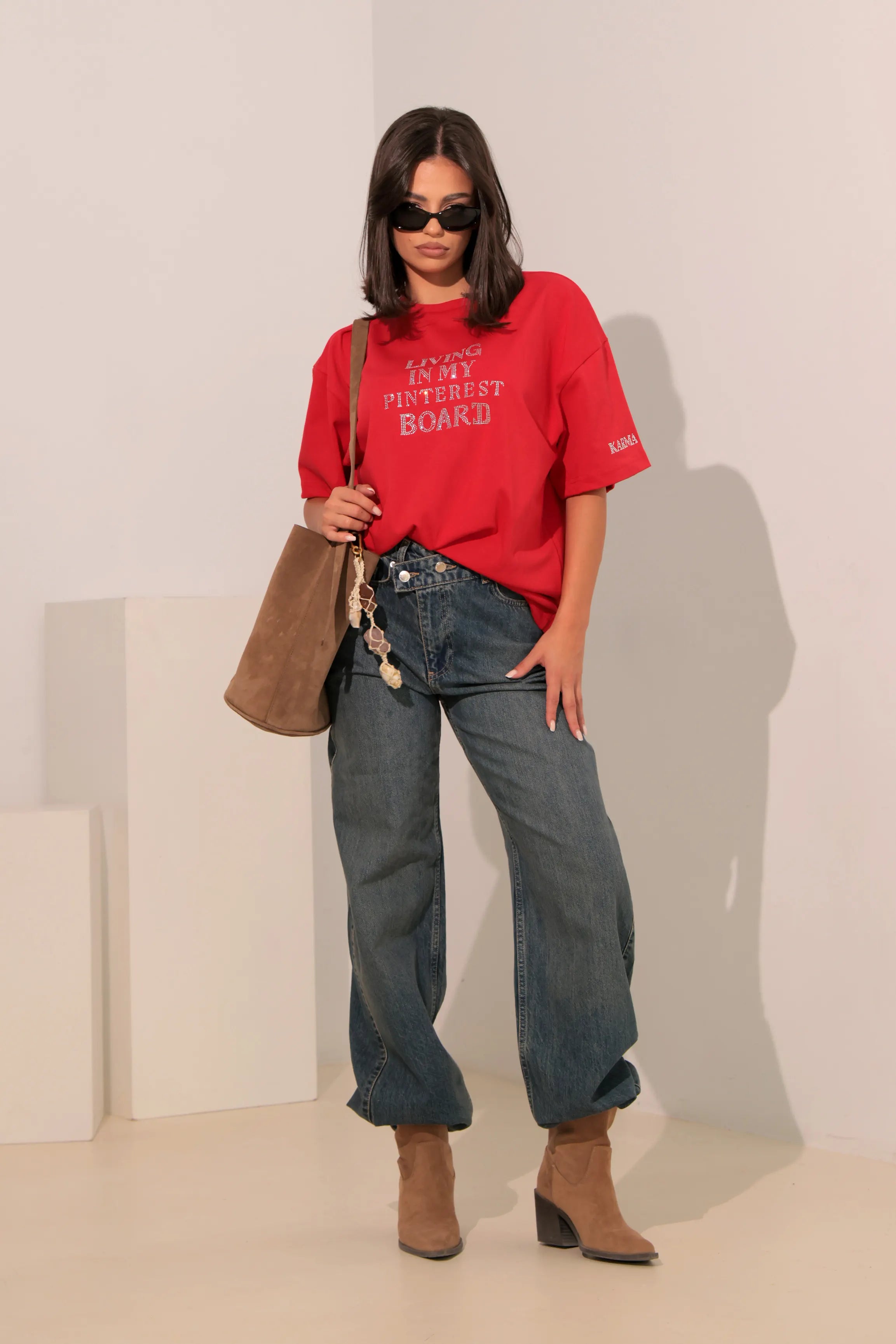 T-shirt Never Ordinary / Red