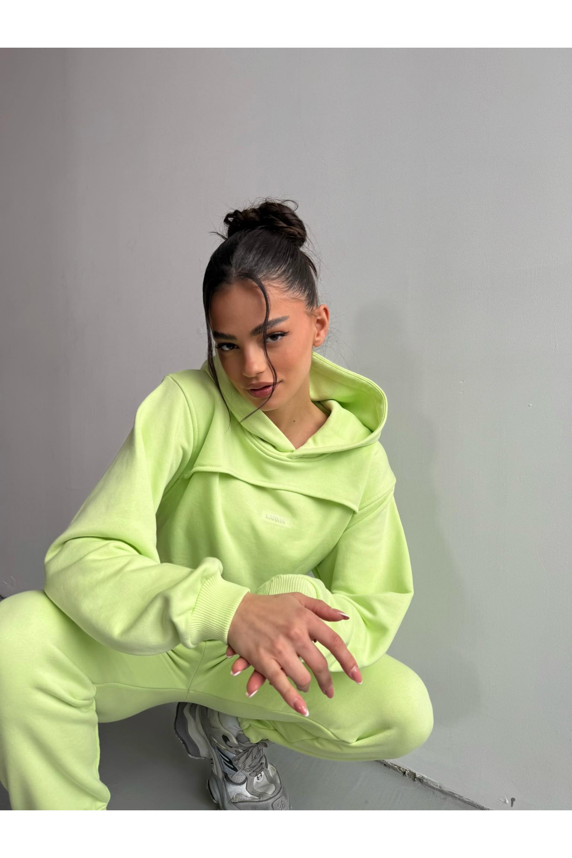 Karma Simply Set Lime Cream