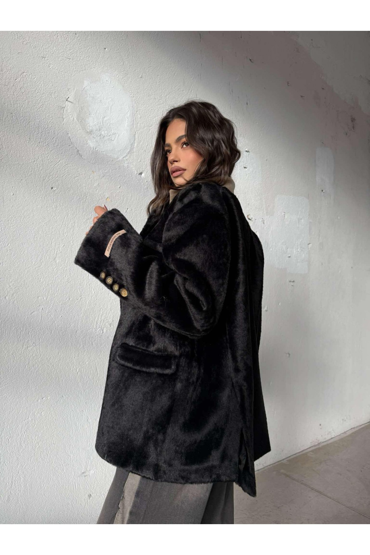 Пухкаво палто Leila Пухкаво палто Leila