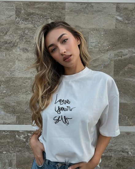 T-shirt Love Yourself / COCOS