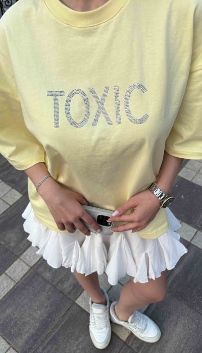 T-shirt TOXIC / Pastel Yellow T-shirt TOXIC / Pastel Yellow