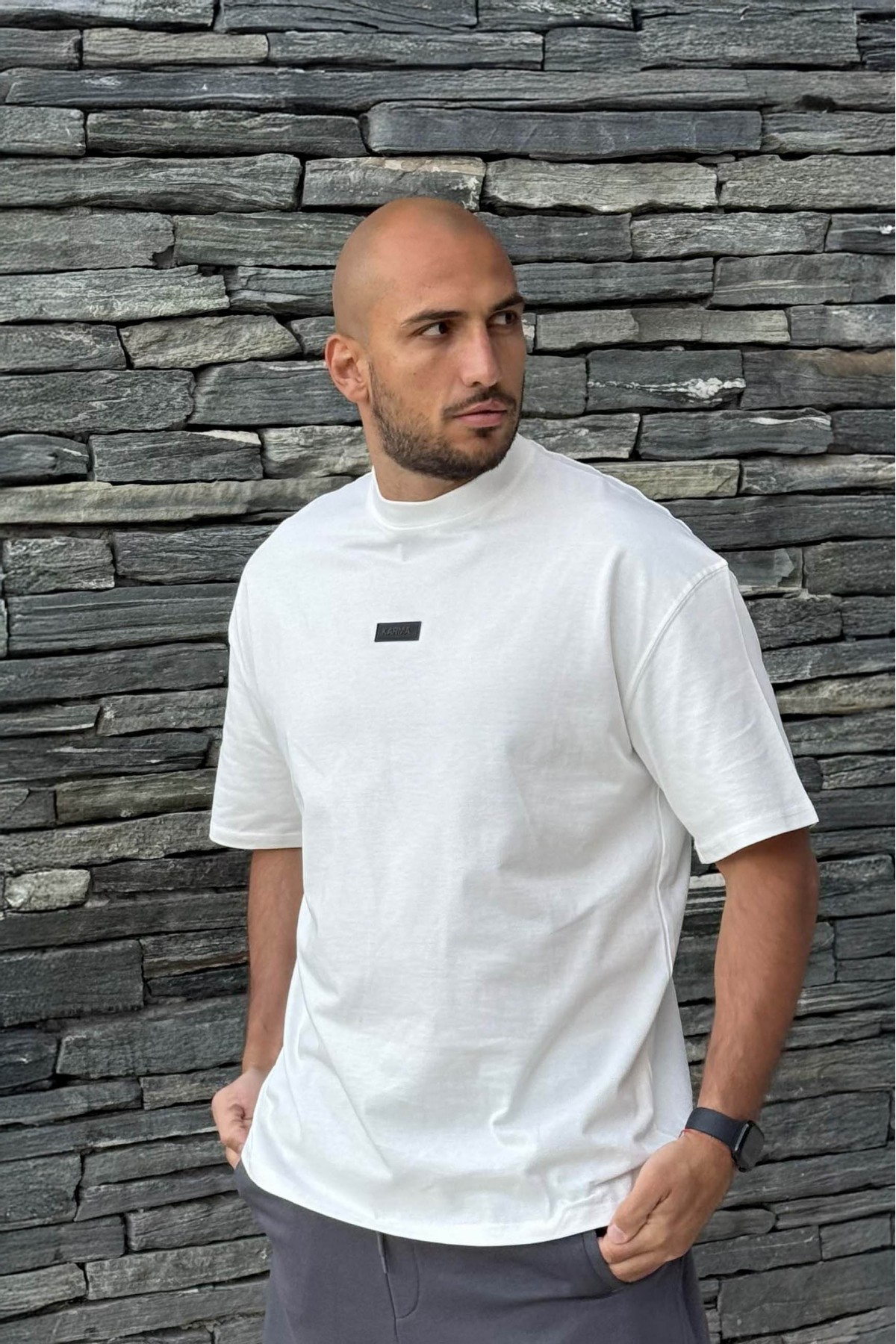 The Basic t-shirt / White
