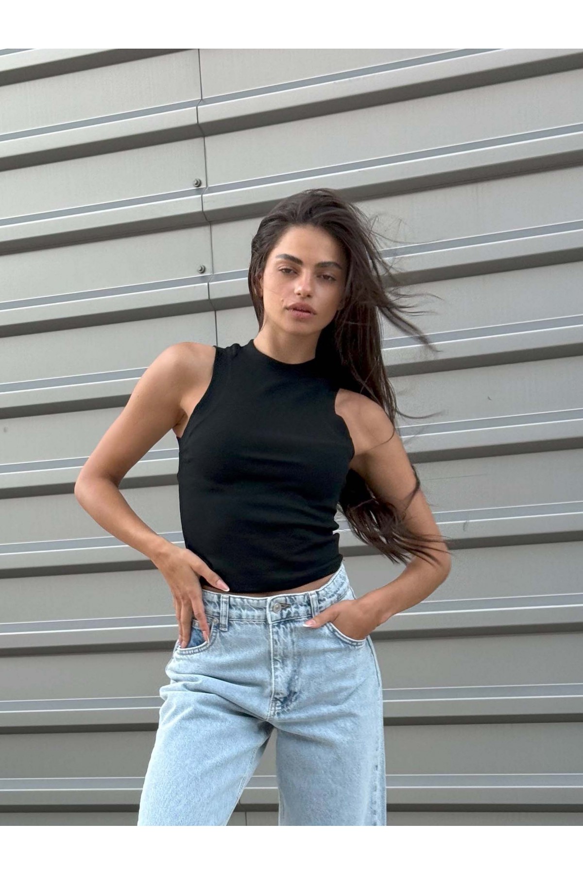 Топ Mixed Feelings / Black