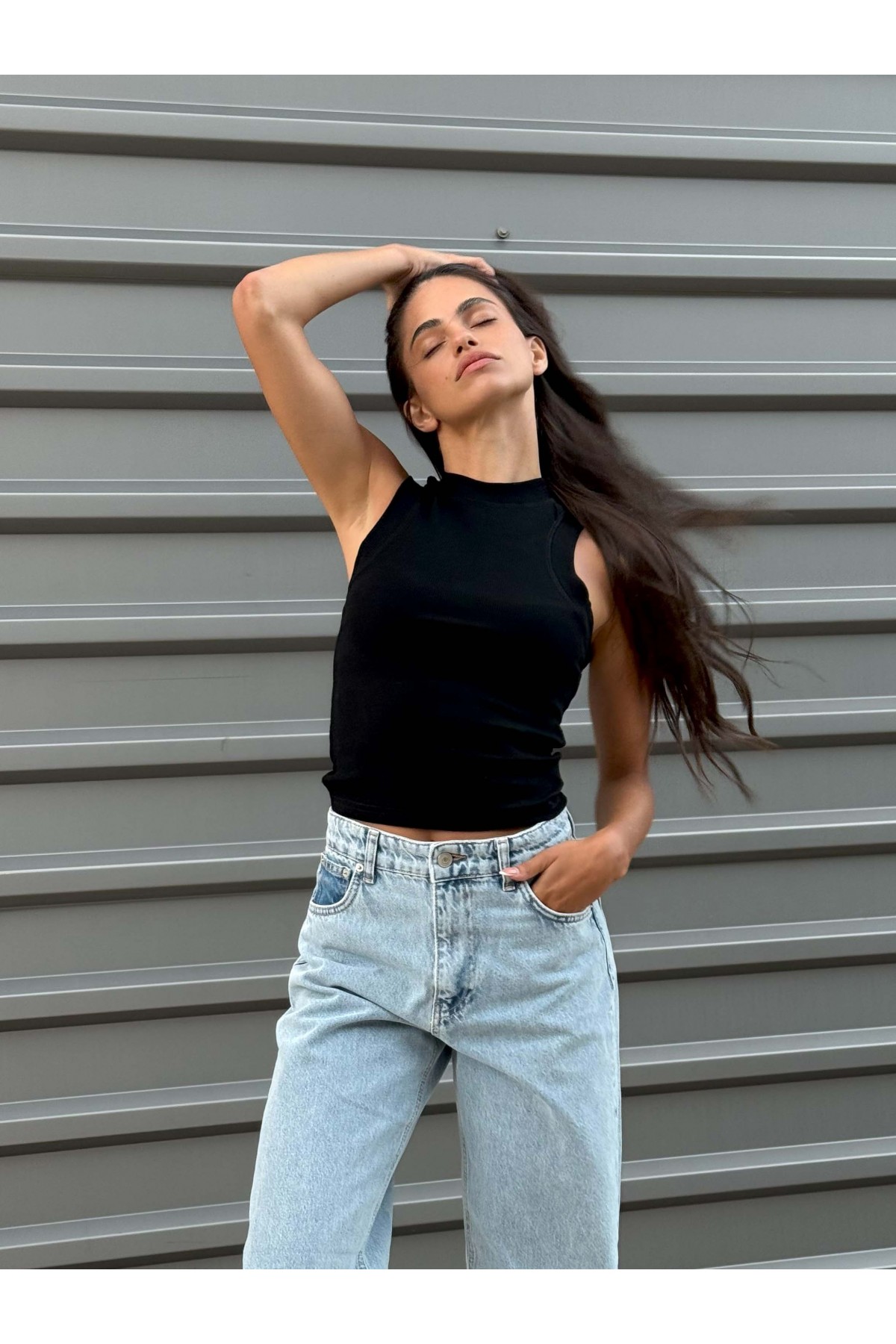 Топ Mixed Feelings / Black