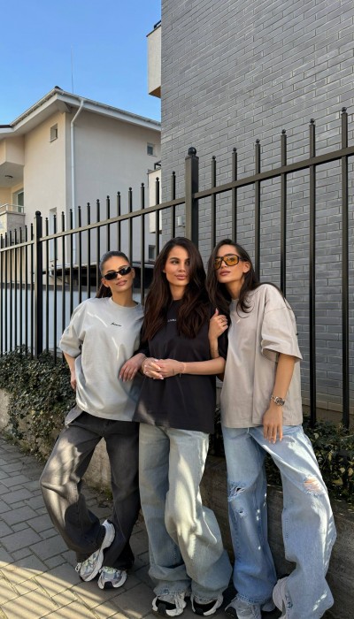 T-shirt Make Art, not war / Disco ball T-shirt Make Art, not war / Disco ball