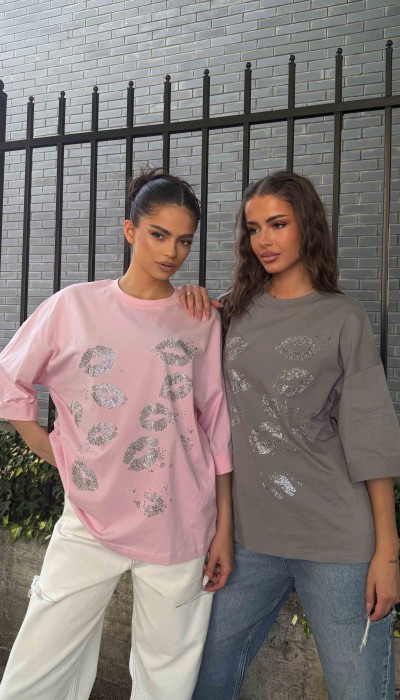 T-shirt Kiss Kiss / Fairytail pinky T-shirt Kiss Kiss / Fairytail pinky