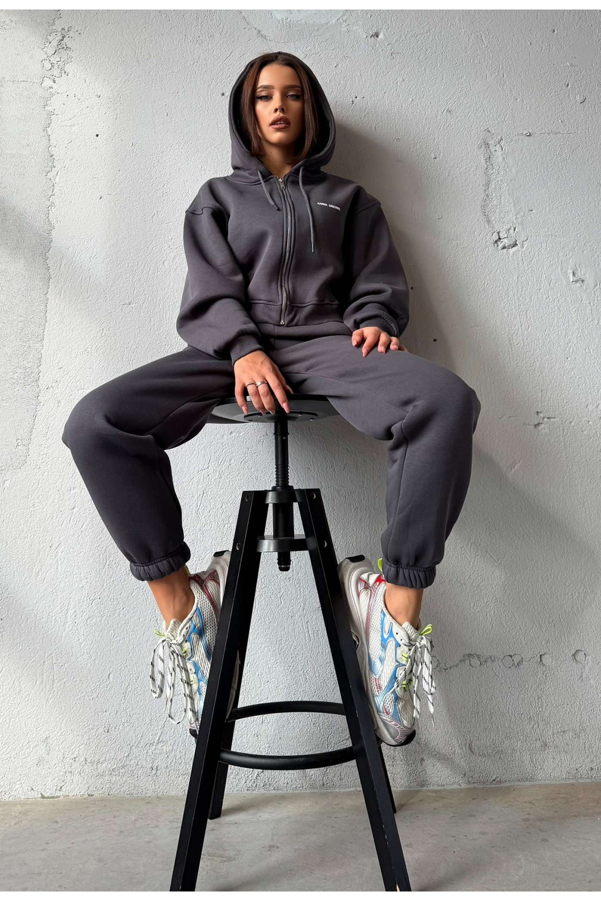 Сет 11:11 / Stormy Graphite