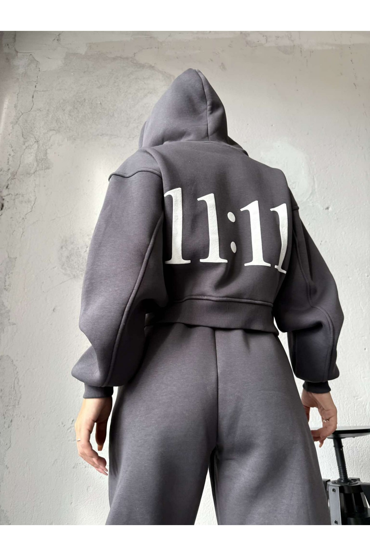 Сет 11:11 / Stormy Graphite