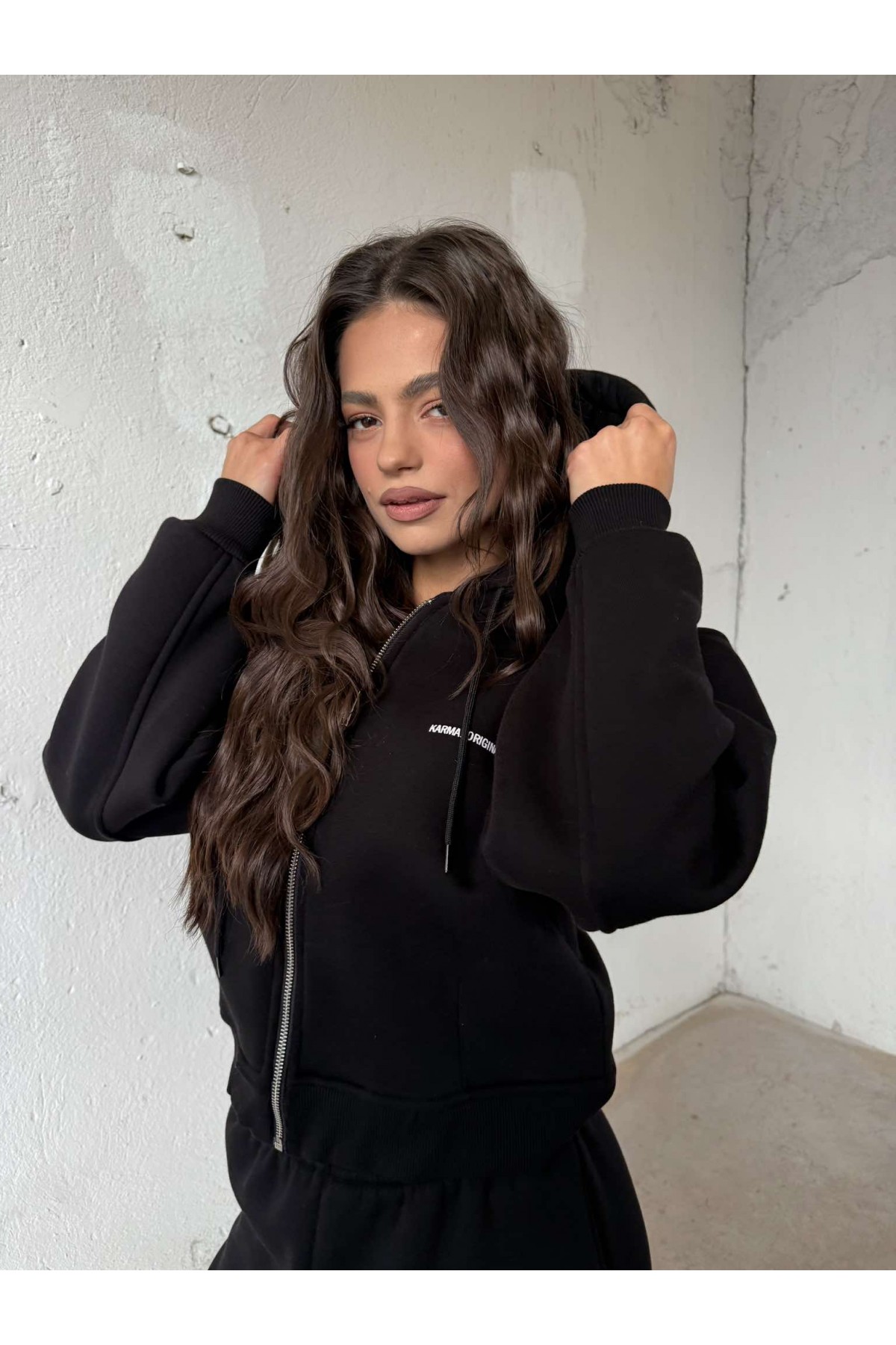 Сет 11:11 / So Black