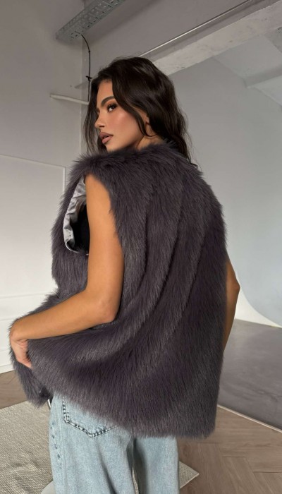 Елек Fluffy Puffy / Misty Grey Елек Fluffy Puffy / Misty Grey