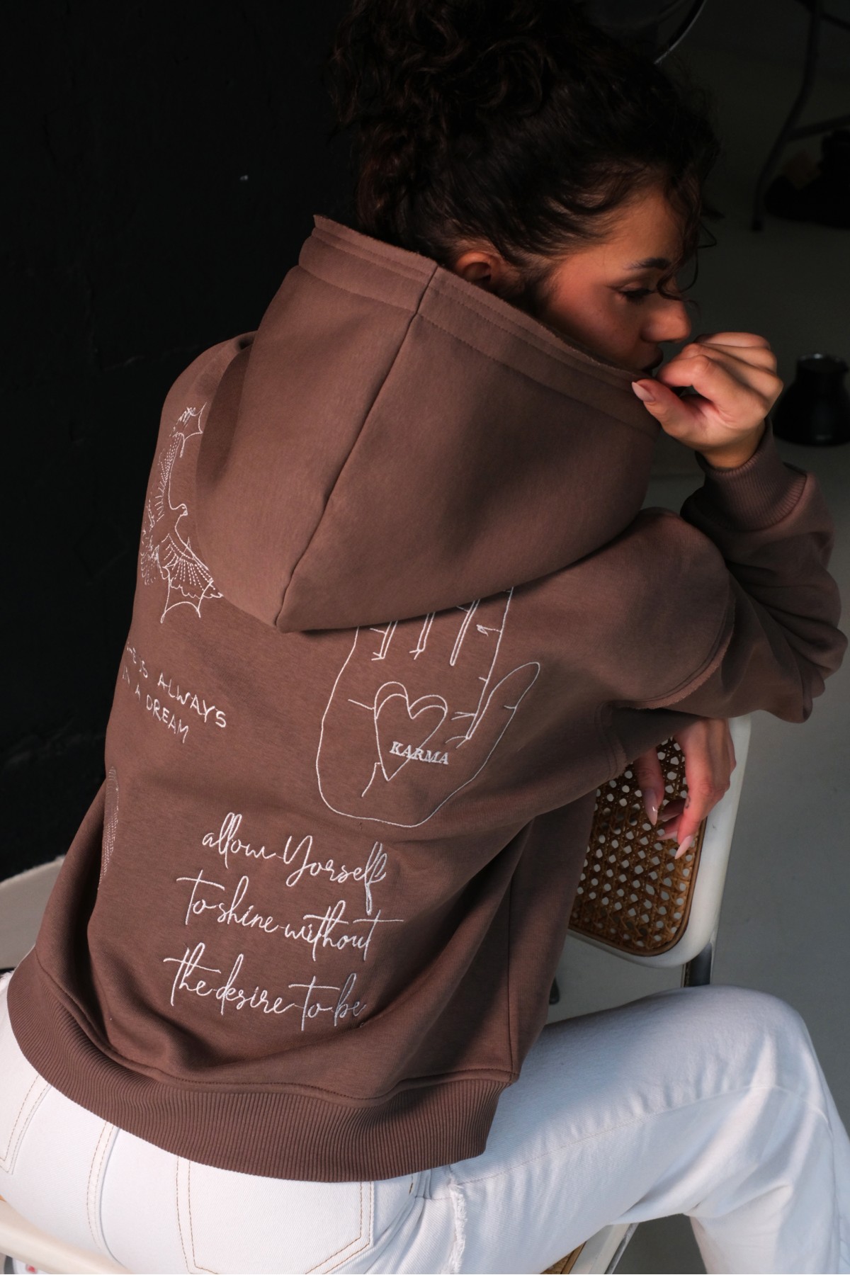 Hoodie IN A DREAM / Cocoa