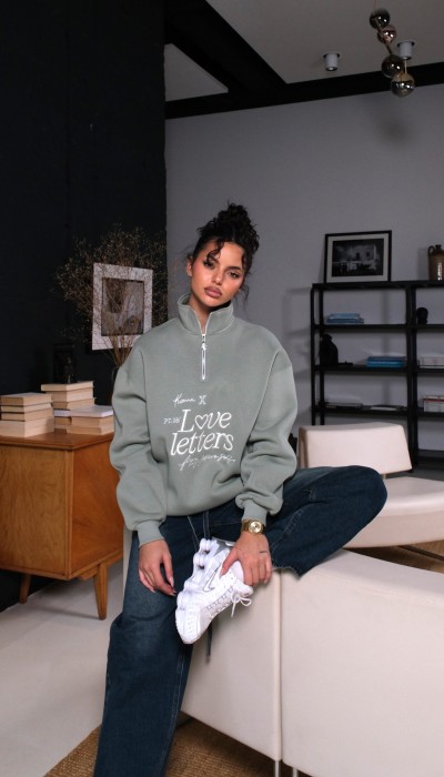 Hoodie LOVE LETTERS / Soft Green