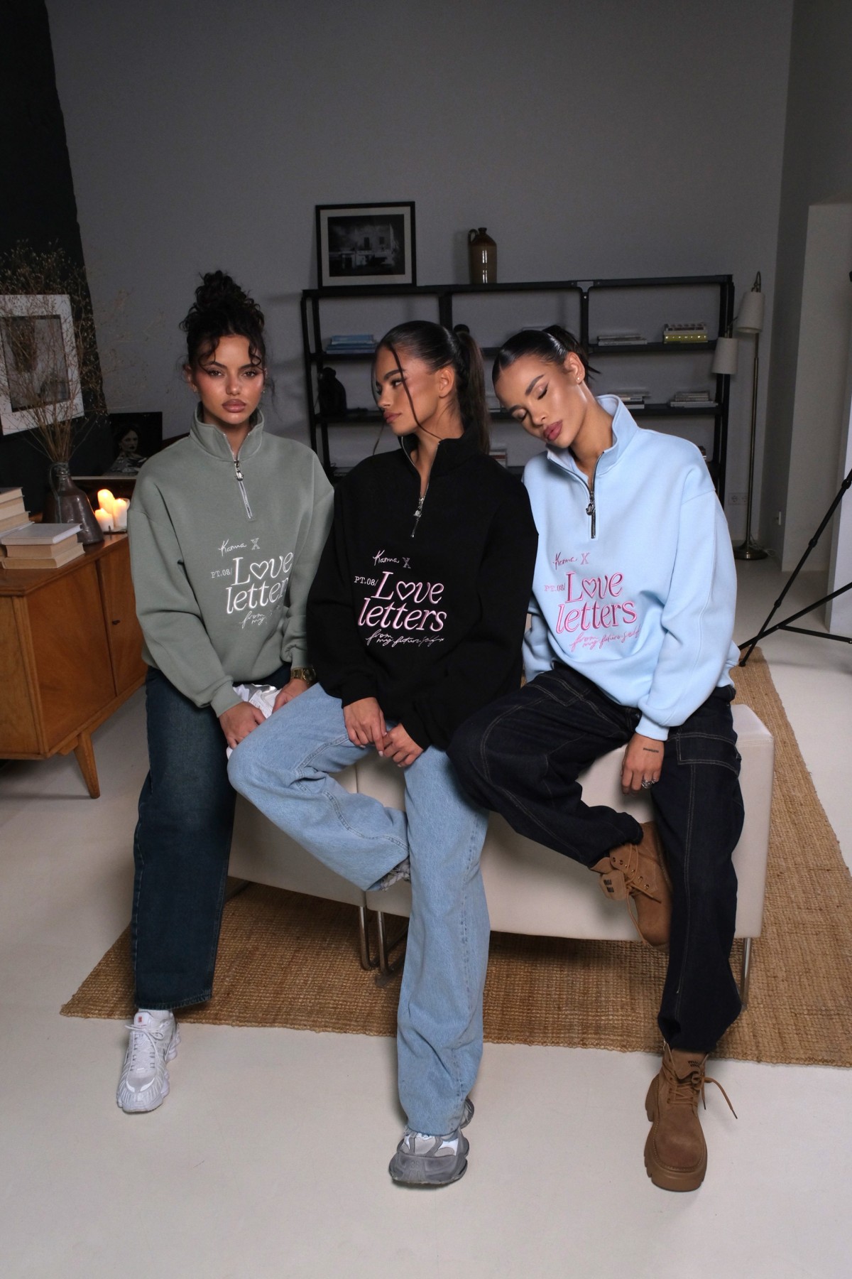 Hoodie LOVE LETTERS / The Black