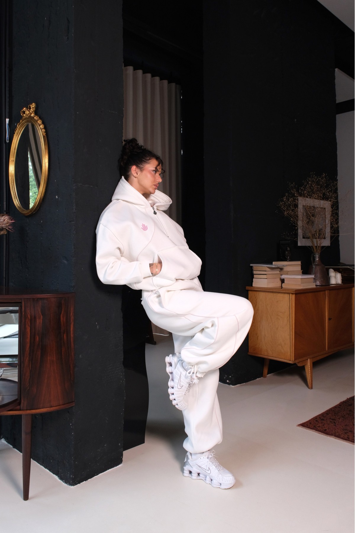 Set MUSE by KARMA / Off White