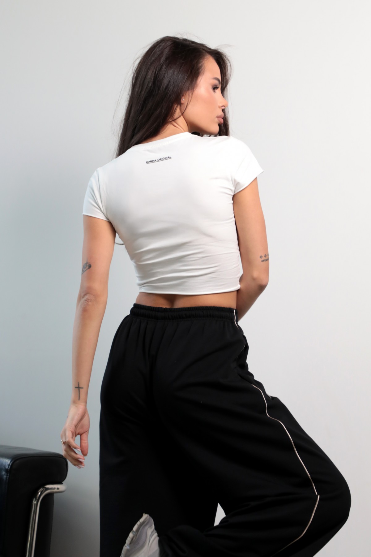 KARMA crop top / Jet Black