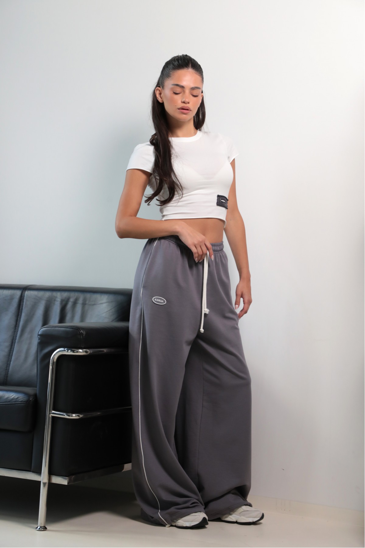 Karma Jogger Pants / Graphite Smoke