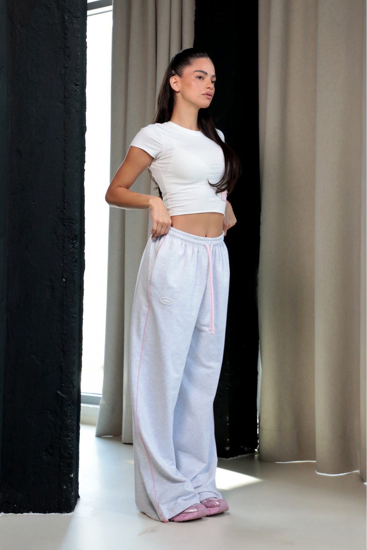 Karma Jogger Pants / Pale Silver