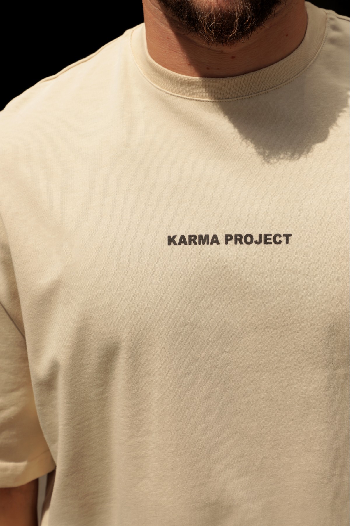 T-shirt I’m ART / Butter